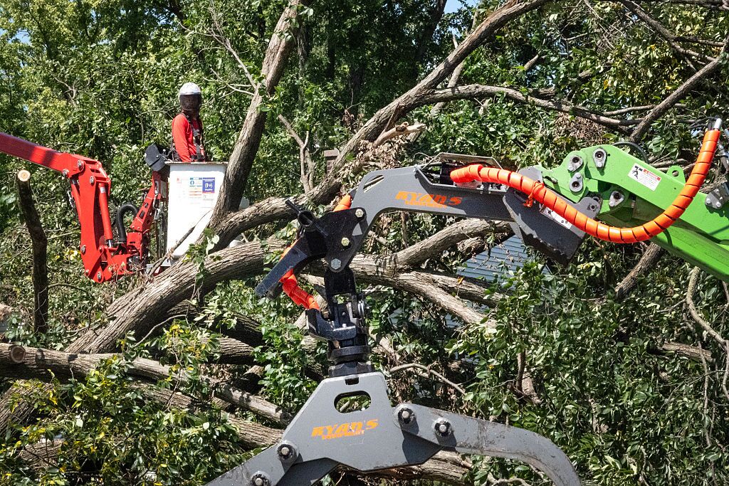 Thousands in northwest Indiana still without power nearly two weeks after storm Thousands in northwest Indiana still without power nearly two weeks after storm