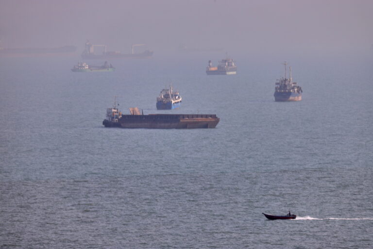 Attacks flare between the U.S. and Iran after a monthlong pause Attacks flare between the U.S. and Iran after a monthlong pause