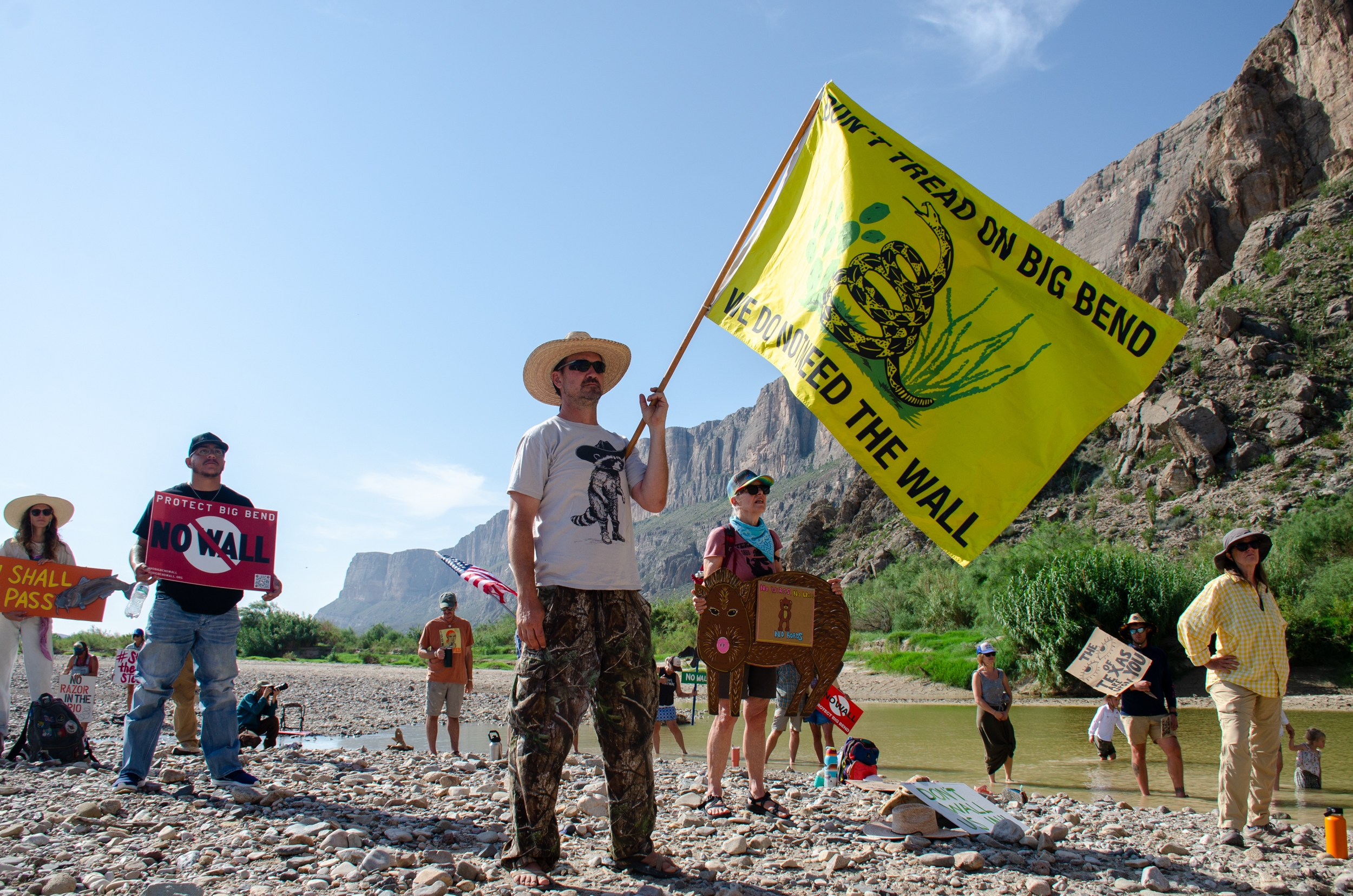 At Big Bend National Park, bulldozers begin clearing pristine desert land for border barrier work At Big Bend National Park, bulldozers begin clearing pristine desert land for border barrier work