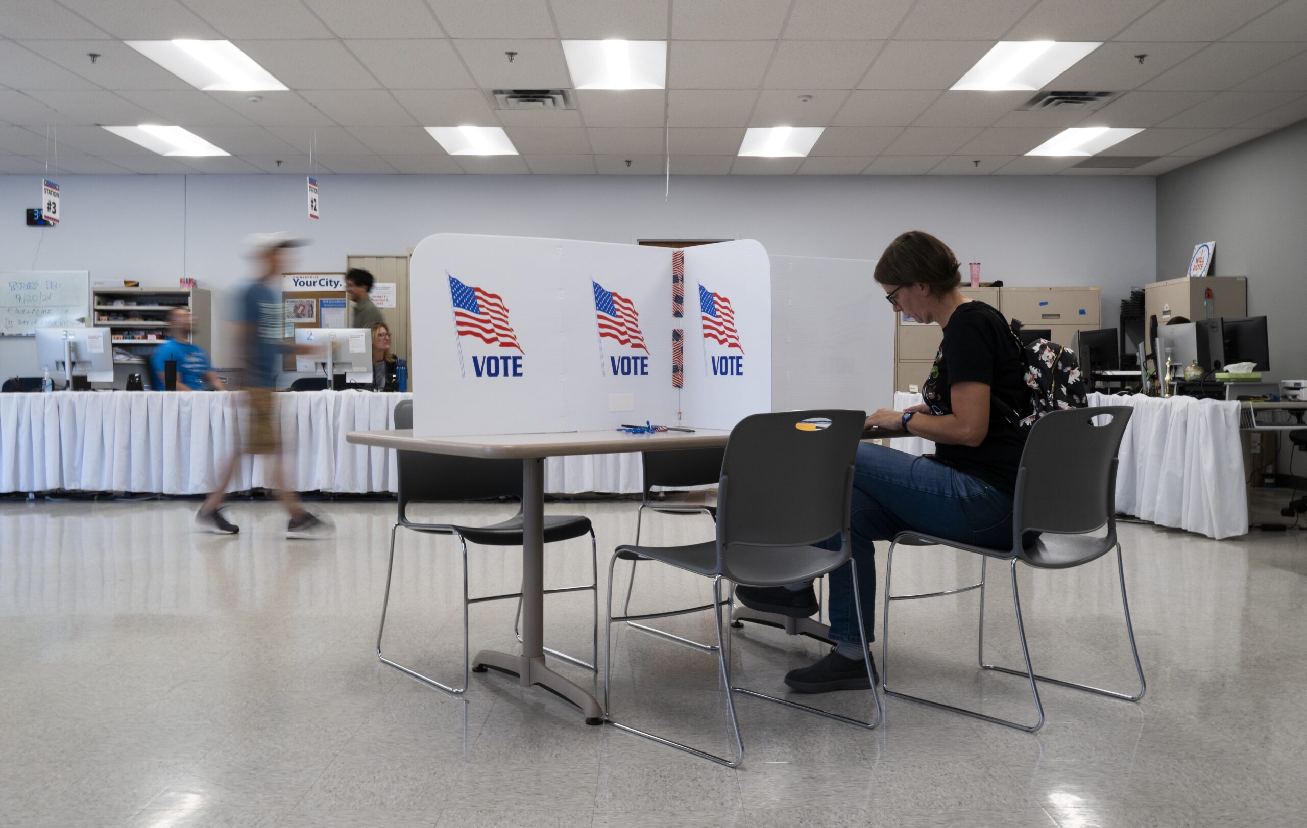 In Minnesota and Wisconsin, competitive primaries will again test power of progressive candidates