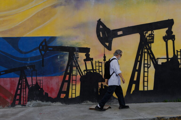 The U.S. Venezuela oil deal won't lower your gas prices. Here's what you need to know The U.S. Venezuela oil deal won't lower your gas prices. Here's what you need to know