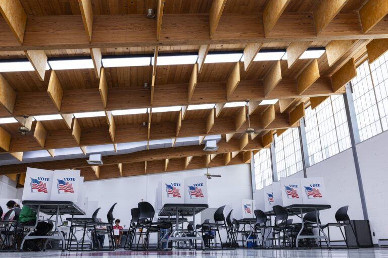 Voters are sick of the 2-party system. A new poll shows they're open to big changes Voters are sick of the 2-party system. A new poll shows they're open to big changes