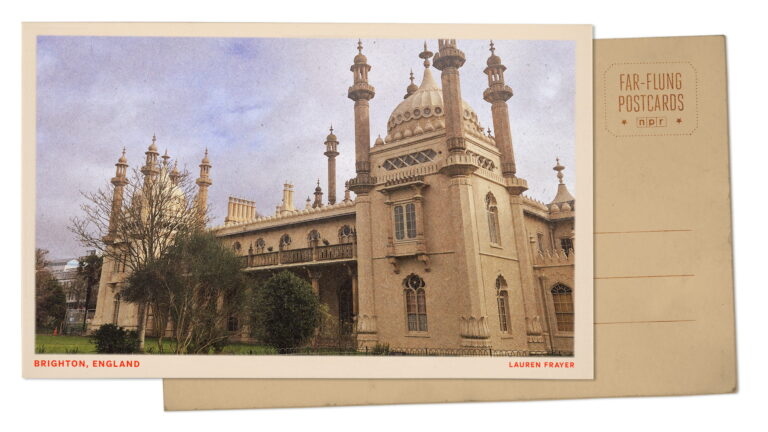 Greetings from the Royal Pavilion, a stunning reminder of India in southern England Greetings from the Royal Pavilion, a stunning reminder of India in southern England