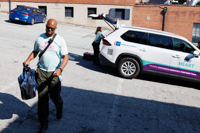 How unarmed 911 teams are reshaping public safety in nearly 100 cities How unarmed 911 teams are reshaping public safety in nearly 100 cities
