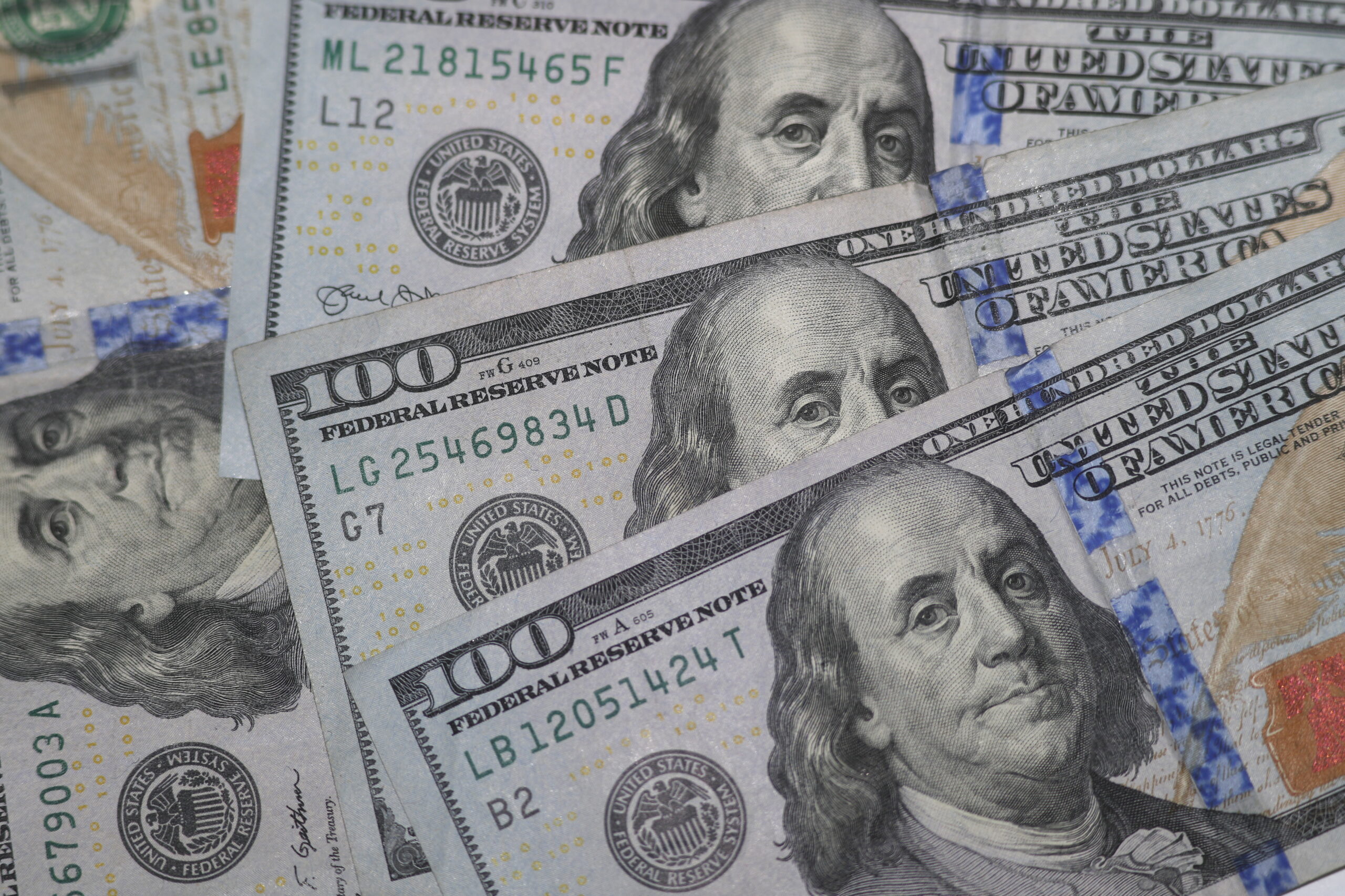 Ever wonder how the Fed's interest rate actually works? We've got answers