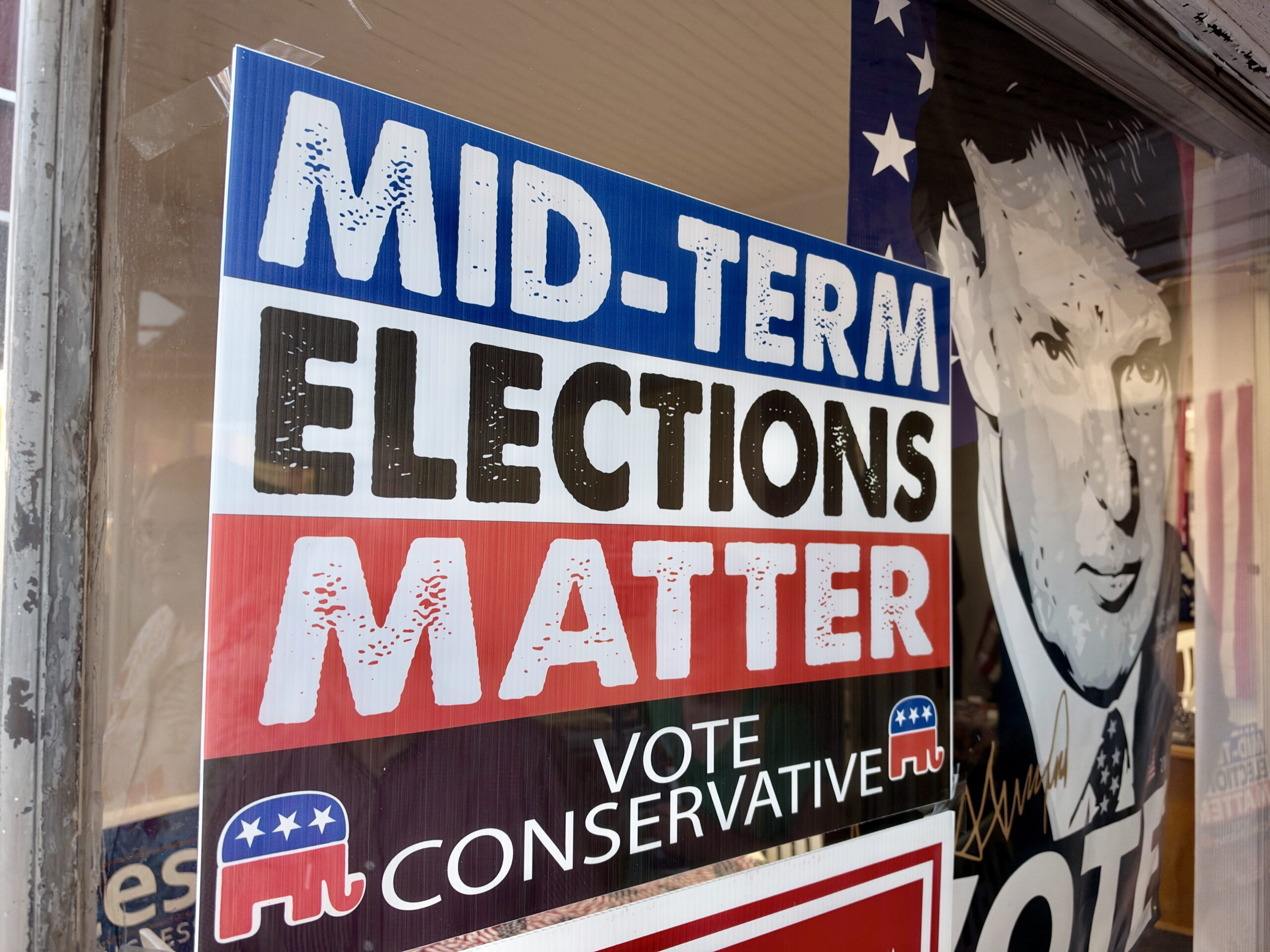 In Kansas, a newly competitive Senate race tests limit of Trump's unpopular policies