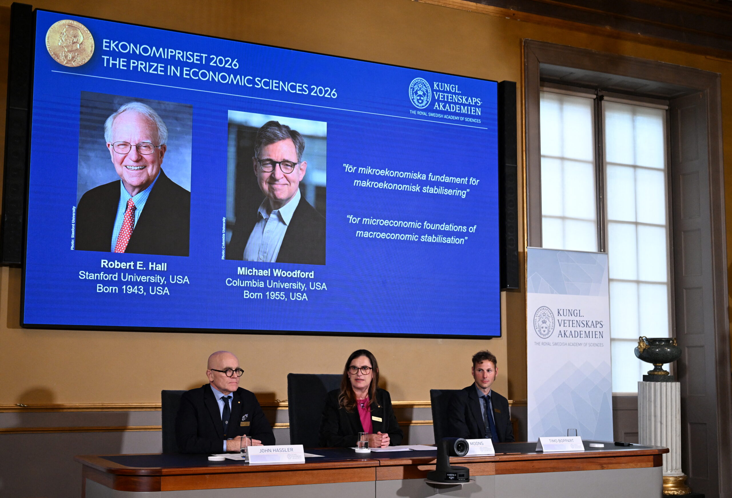 2 Americans win Nobel Prize in economics for work on boom-bust cycles