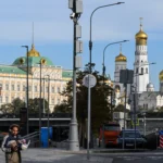 Russia steps up election influence efforts in final stretch of midterms