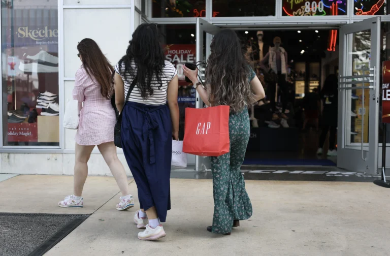 With days to go before the midterms, data shows the U.S. economy is doing well